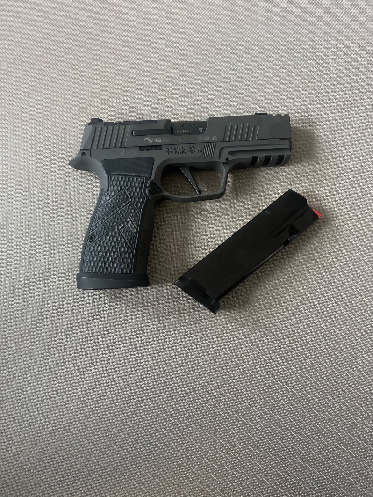 Sig Sauer Pistole 365 Legion – Bild 1