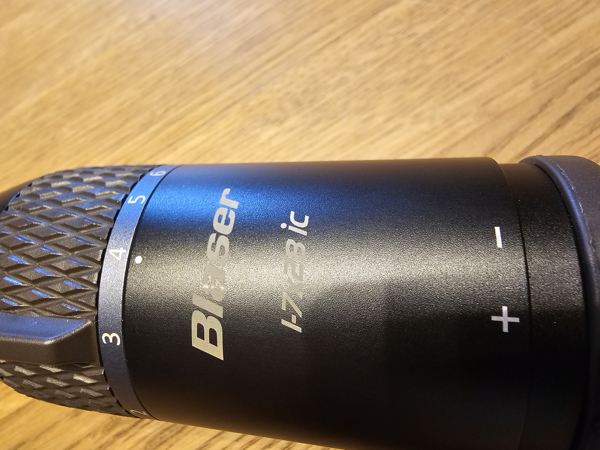 Blaser B1 1–7x28 iC Zielfernrohr – mit Originalverpackung – Bild 6