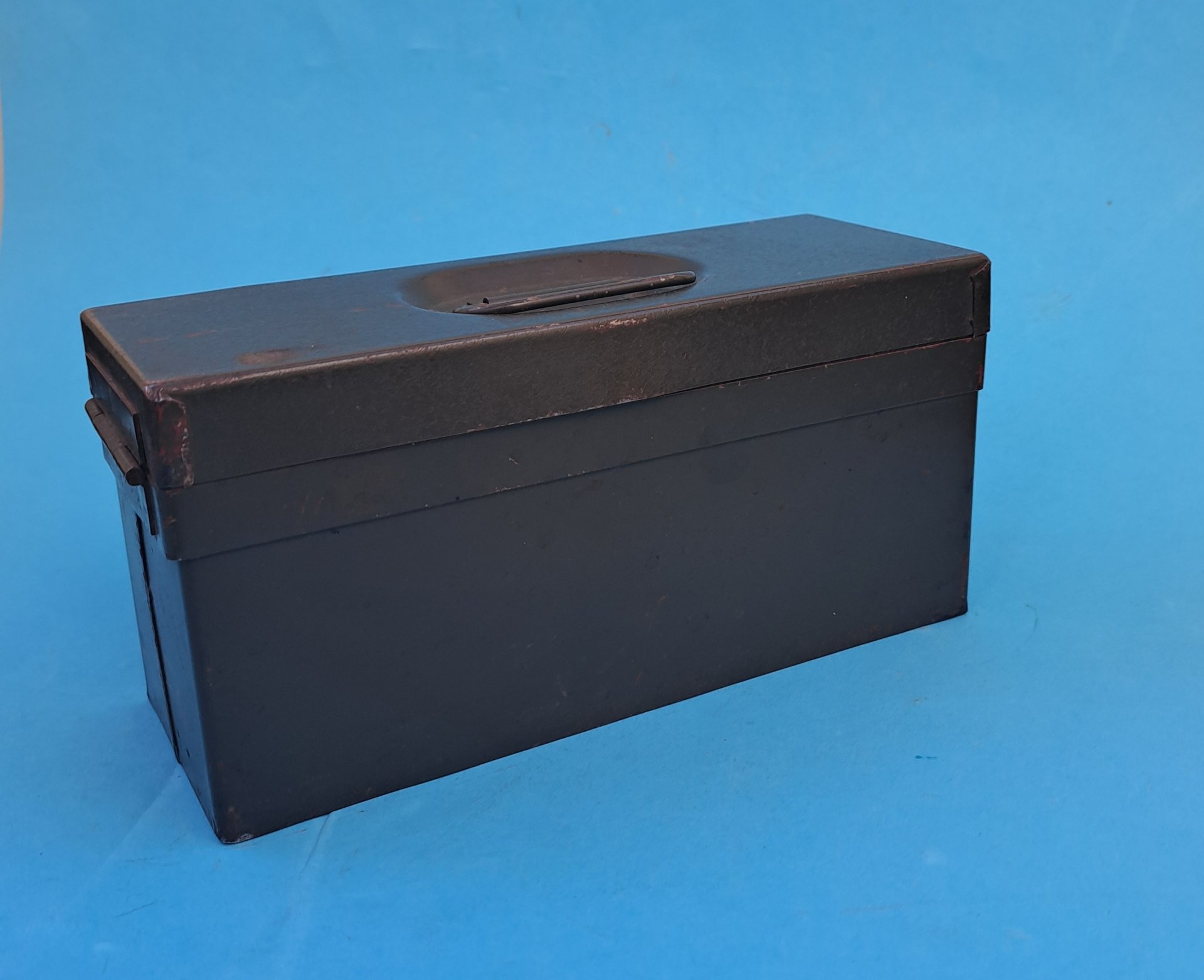 Ersatzteilekiste der Wehrmacht 20x7,5x10cm, haj. – Bild 1