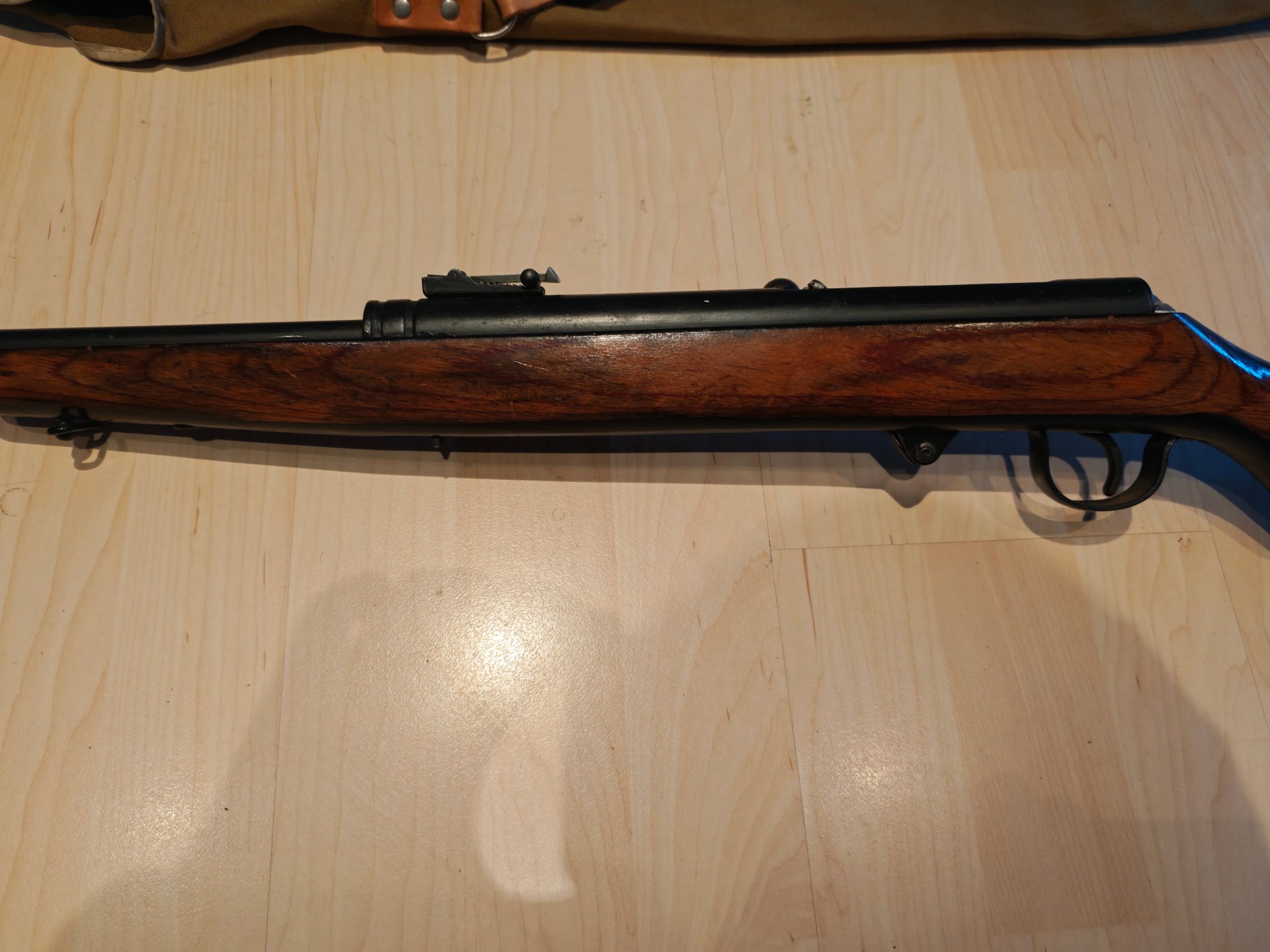 Haenel Sportmodell 49a – historisches Luftgewehr aus Suhl mit 12-Schuss-Magazin – Bild 5