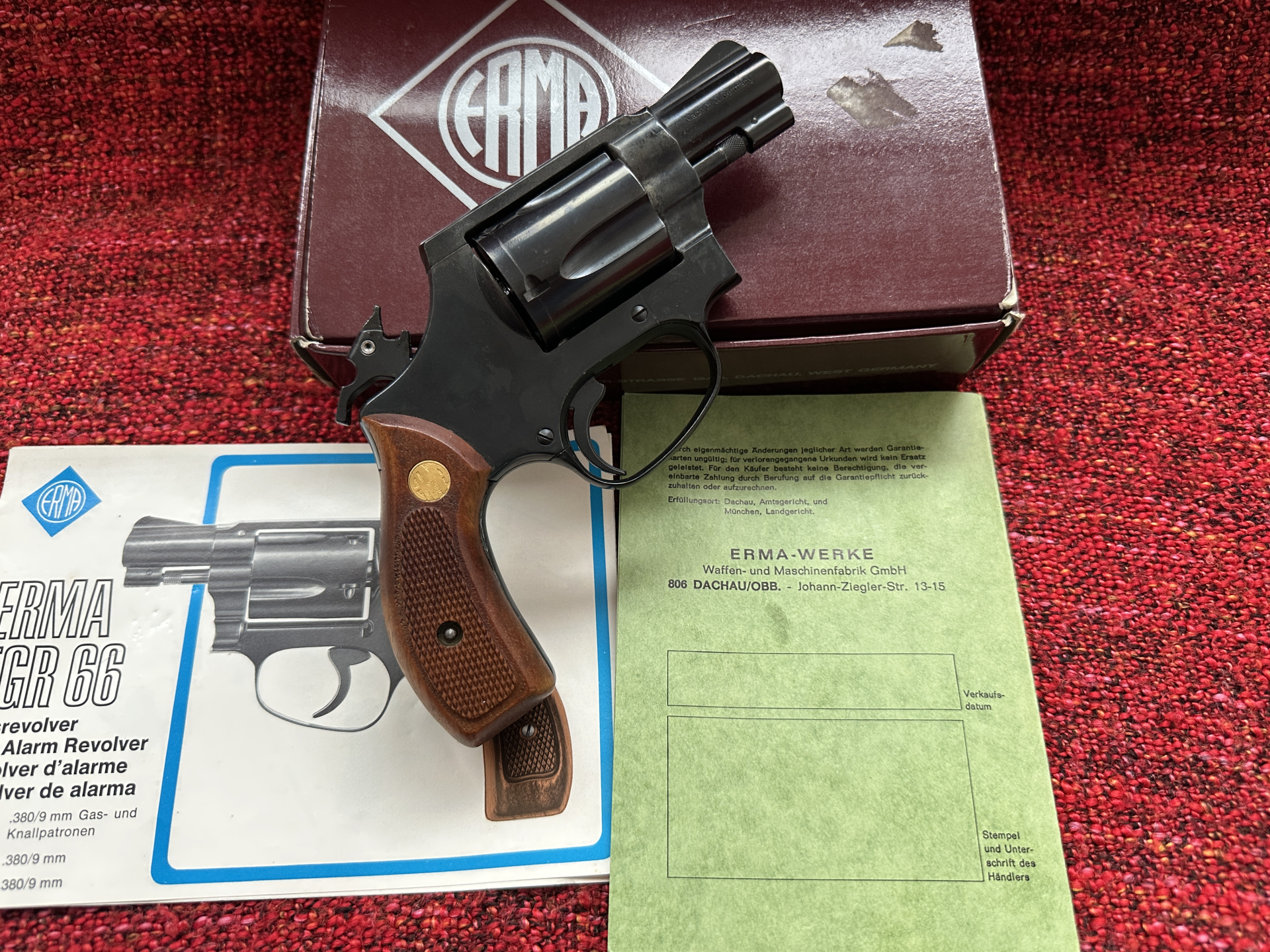 ==>Bester Revolver für Verteidigung ERMA EGR66-9mm viel Stahl minimal verbaut wie damals erlaubt !!! – Bild 2