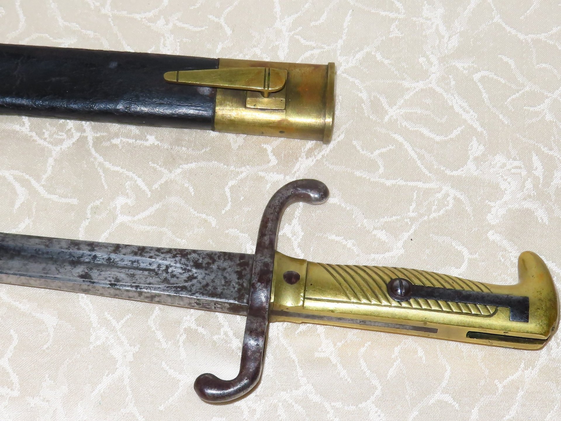 Infanterie Seitengewehr Hersteller BEBR. Simson Suhl, Regimentsstempel 114.R.E.3.51. M 1871 N20 – Bild 2