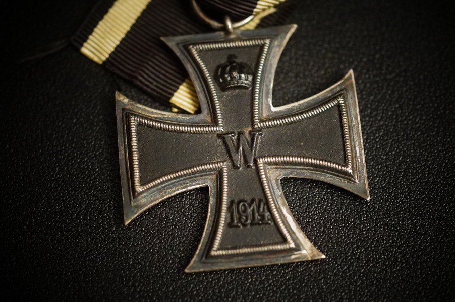 Eisernes Kreuz 2.Klasse, Eisenkern, 3-Teilig m. Band, WK1 – Bild 2