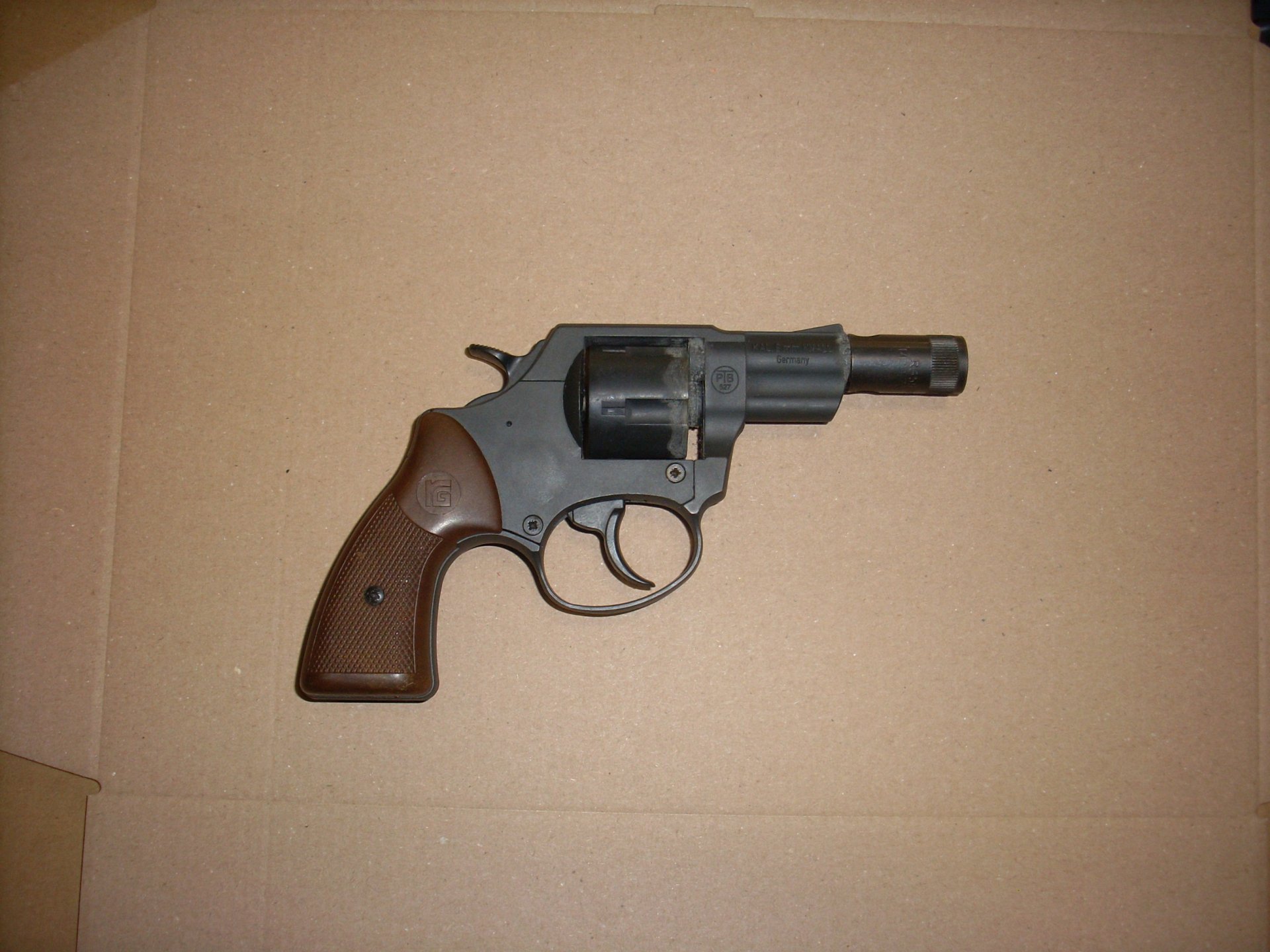 Röhm RG59 Le petit Platzrevolver 9mm – Bild 1
