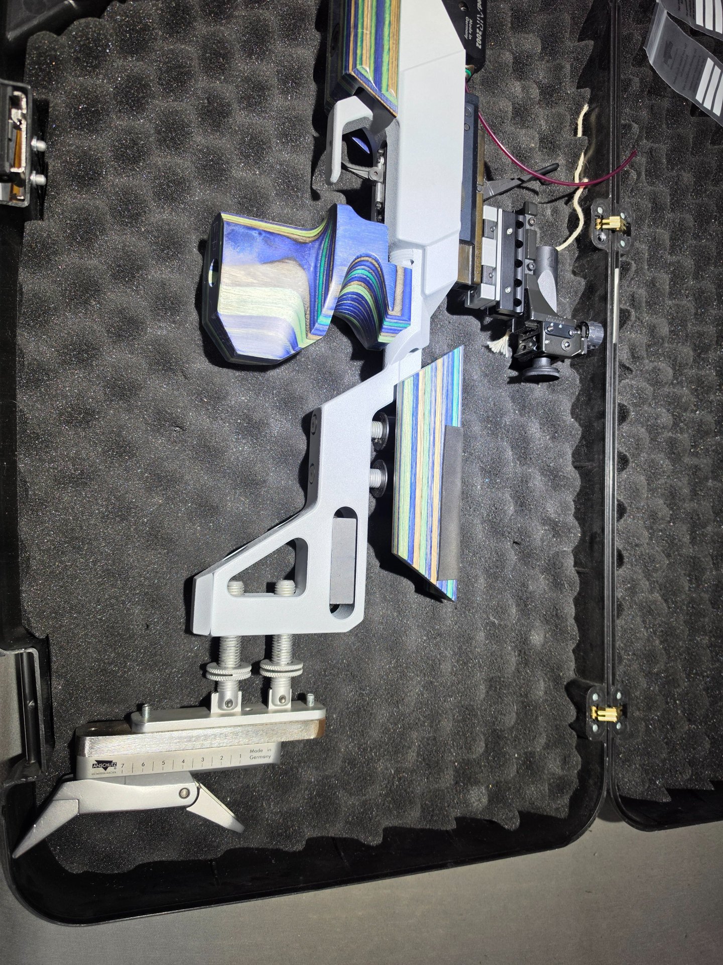 Anschütz Compressed Air 2002 – Bild 1
