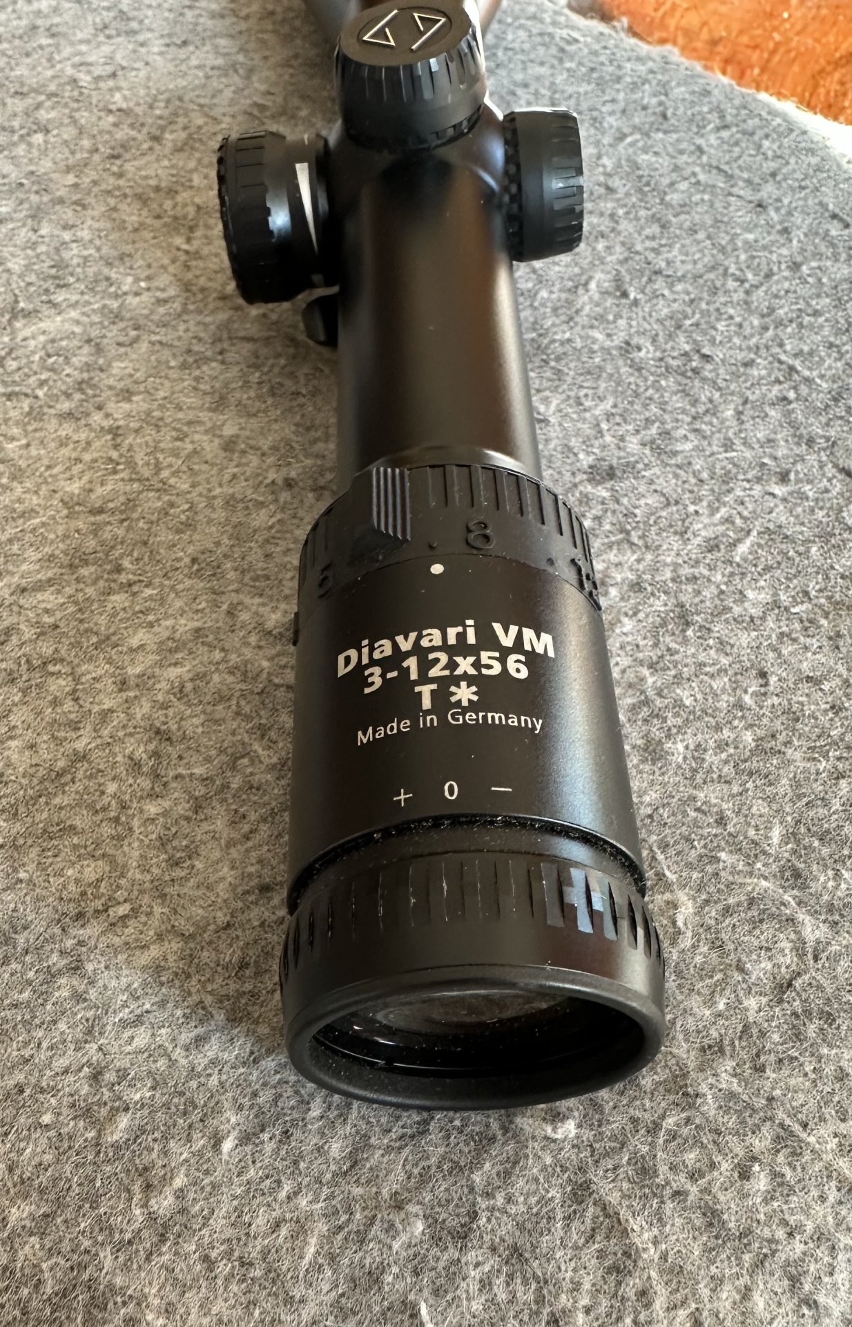 ZEISS Diavari VM 3-12x56 T* mit Leuchtabsehen & original Blaser Sattelmontage – Bild 2