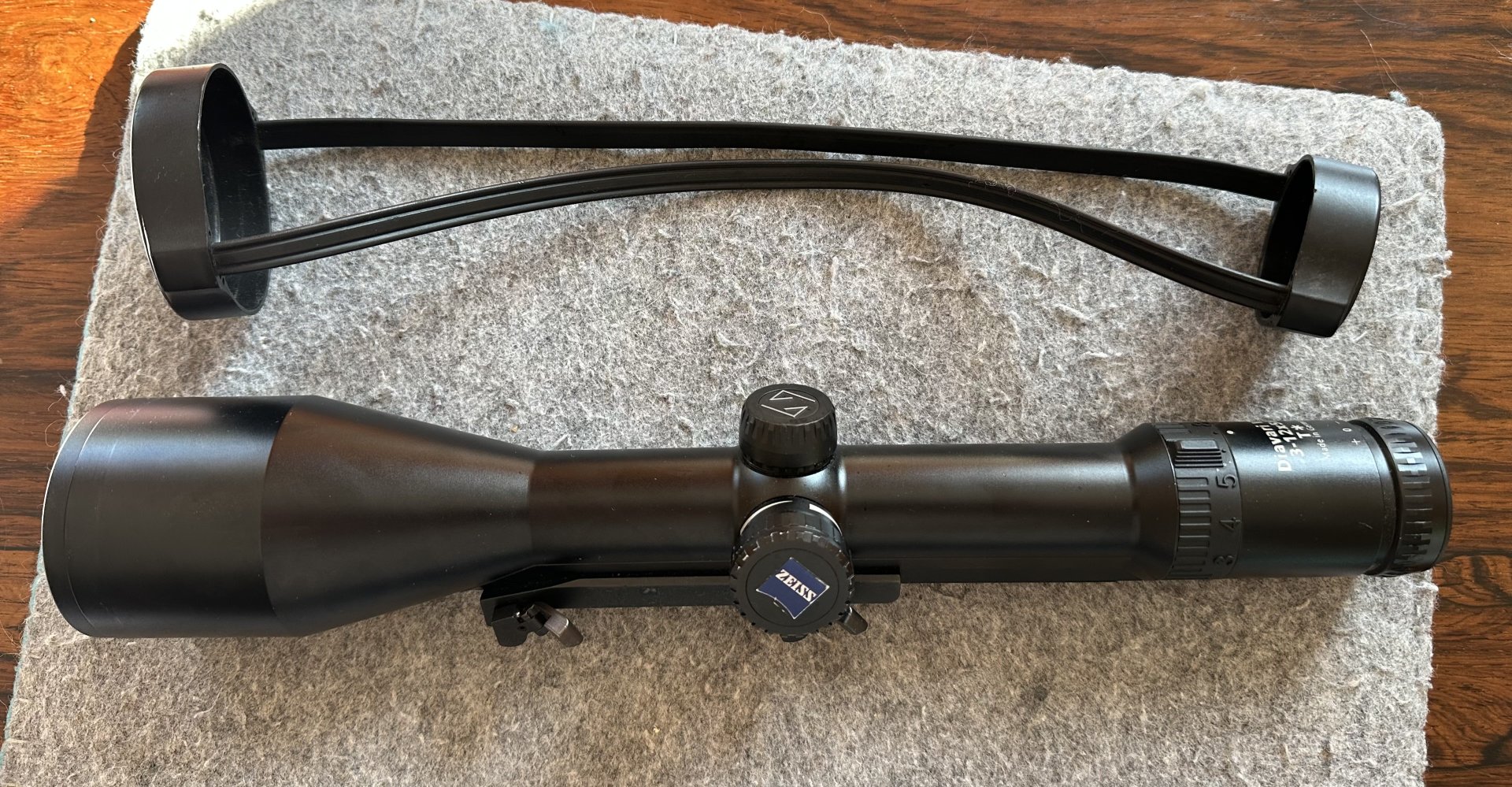 ZEISS Diavari VM 3-12x56 T* mit Leuchtabsehen & original Blaser Sattelmontage – Bild 3