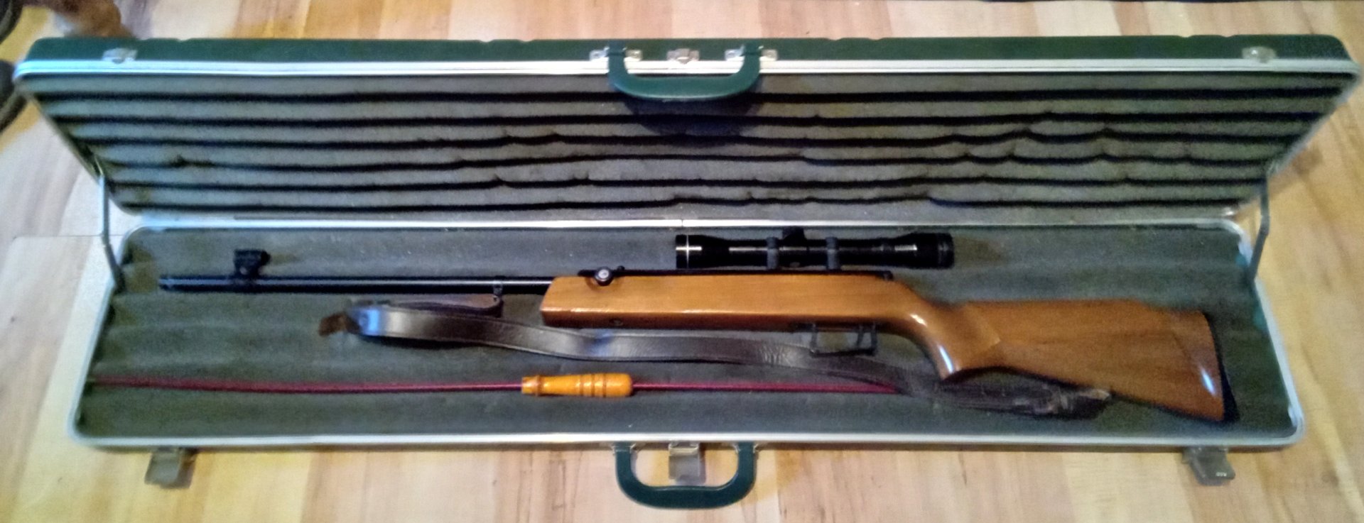 SIG Hämmerli Mod. 401 - 4,5mm - mit ZF 4x32 + Originalkoffer – Bild 1