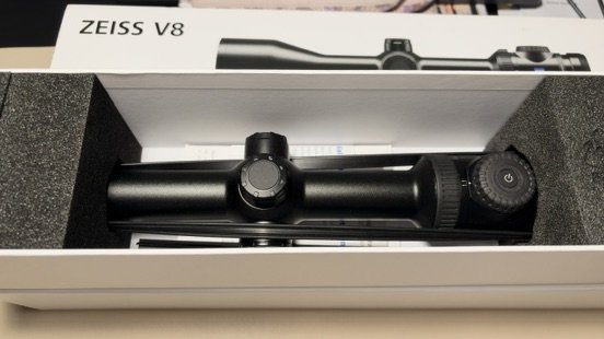 ZEISS Victory V8 1,1-8x24 Leuchtabsehen 54 mit Schiene - wie neu + OVP – Bild 3
