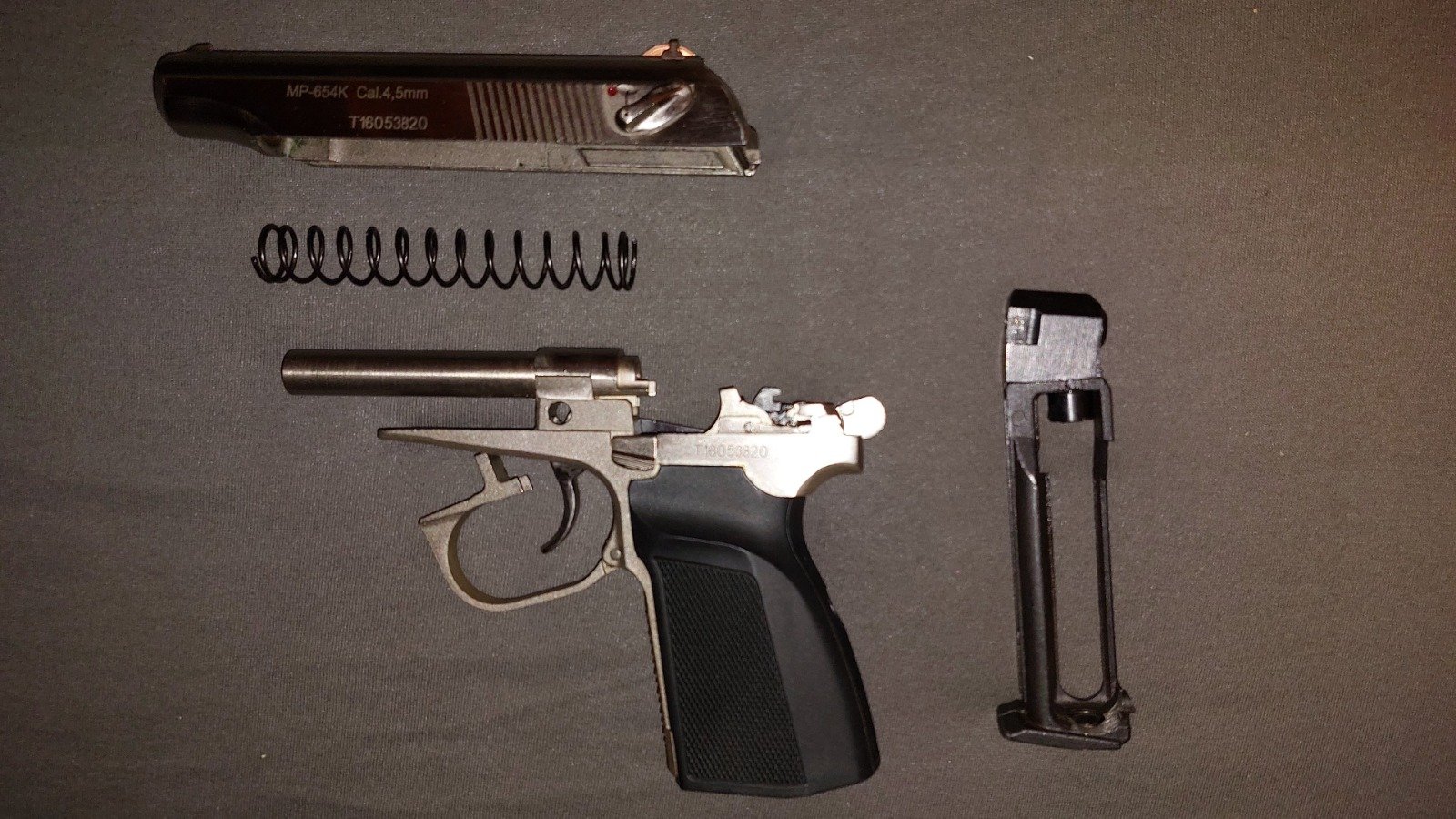 Baikal Makarov MP-654K - Vernickelt, Vollstahl + O.Koffer – Bild 5