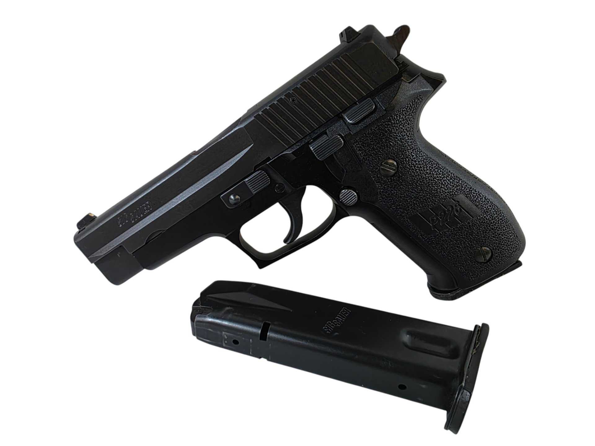 Sig Sauer Pistole Mod. P 226 im Kal. 9mm Luger bei taunus-waffen.de – Bild 1