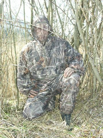CAMO KOMPLETT TARNSET TARNANZUG mit KOPFNETZ, 4 m TARNNETZ + 4 METALLSTÄBE für`s Netz – Bild 3