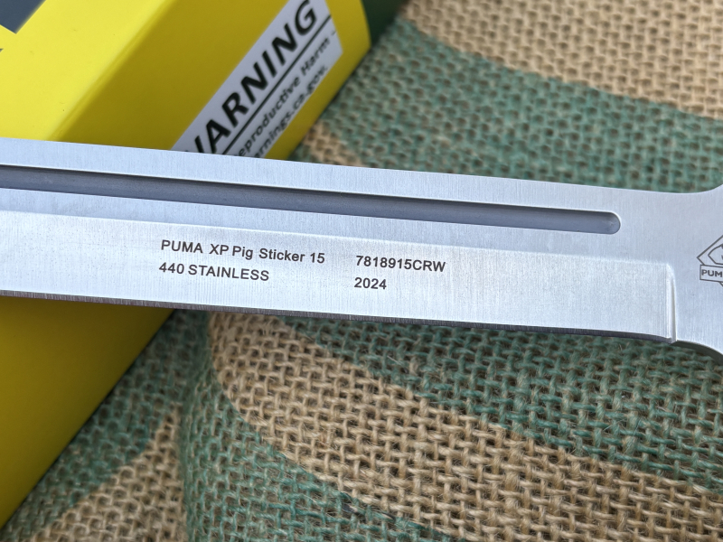 PUMA XP pig sticker 15, Abfangmesser, Pakkaholz braun mit Fischhaut, Lederscheide – Bild 4
