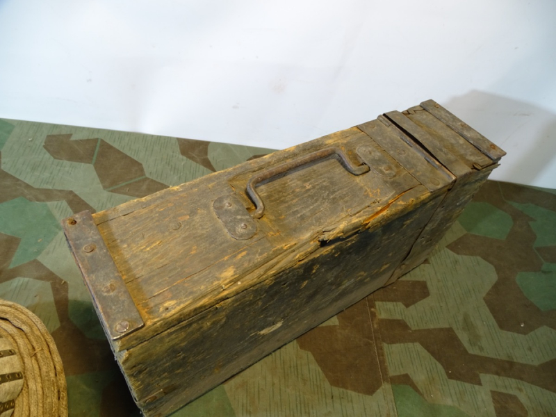 Holz Patronenkasten / Gurtkasten MG Schwarzlose mit Gurt, 1./2. Weltkrieg. – Bild 6