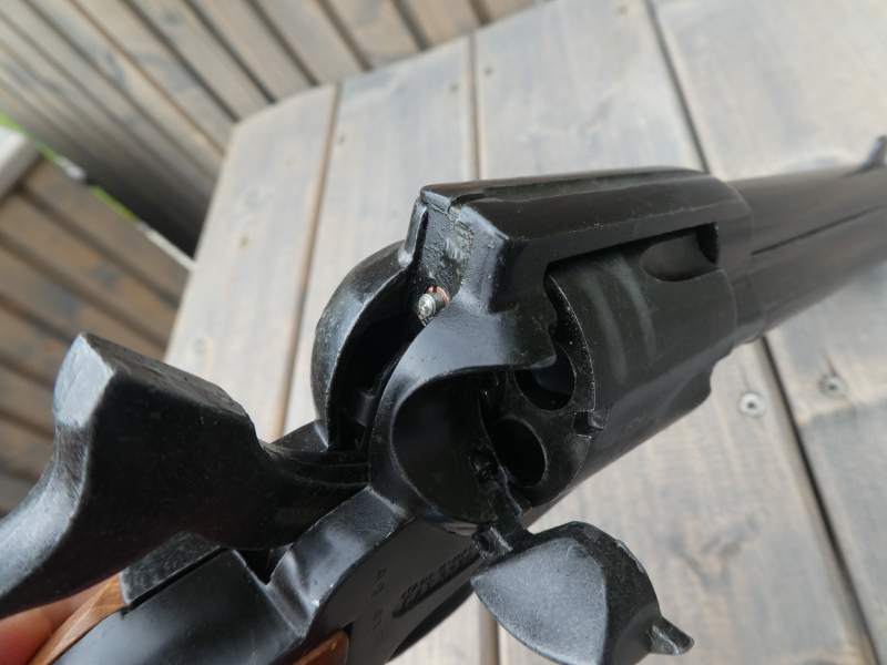 Biete einen Western Revolver Modell singel Action RANGER.CALIBER 9MM.KNALL – Bild 2