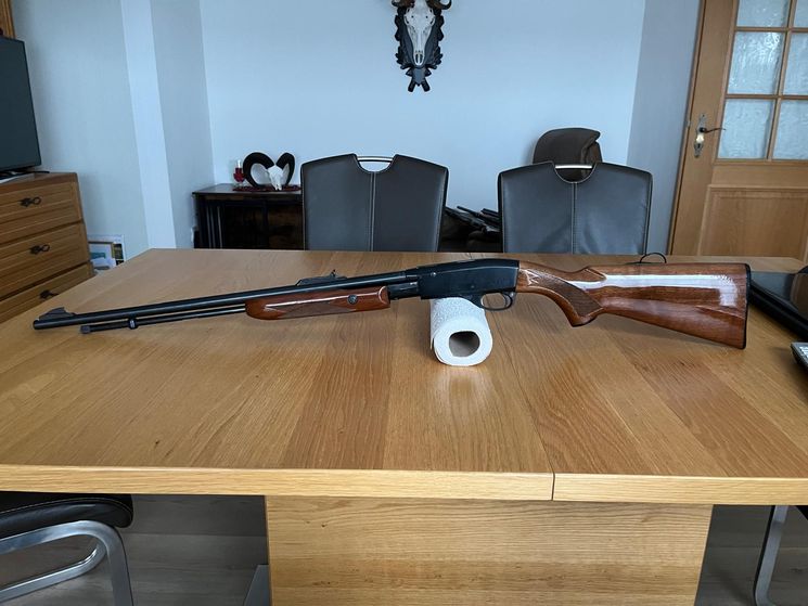 Remington .22lfb,Vorderschaftrepetierer – zdjęcie 2