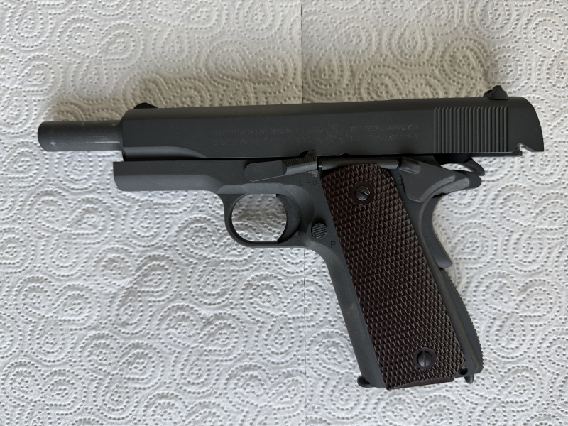Cybergun Colt 1911 parkerized – Bild 3