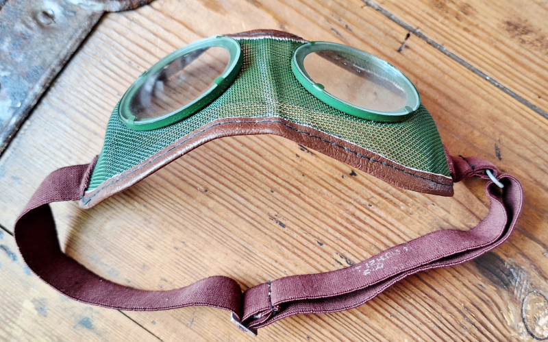 Russische Schutzbrille Originalverpackt – Bild 3