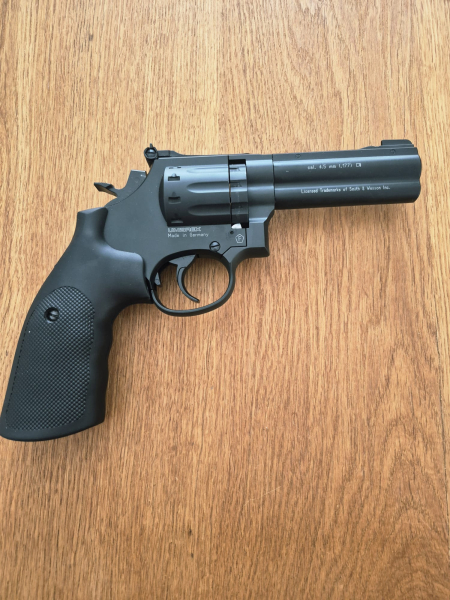Umarex Smith & Wesson Revolver, schwarz, Kaliber 4,5mm Co2 – Bild 4