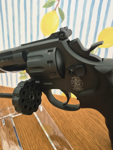 Umarex Smith & Wesson Revolver, schwarz, Kaliber 4,5mm Co2 – Bild 2