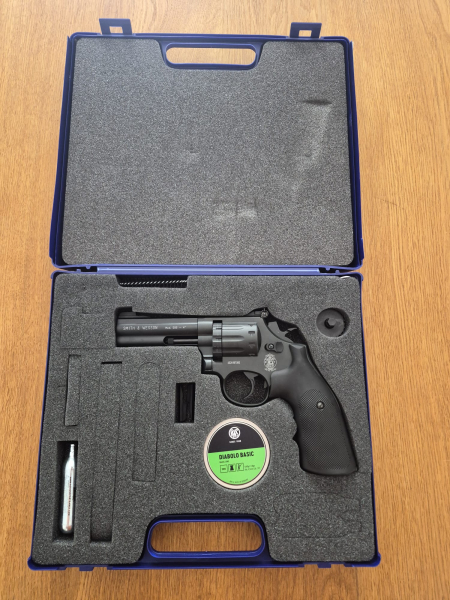 Umarex Smith & Wesson Revolver, schwarz, Kaliber 4,5mm Co2 – Bild 6