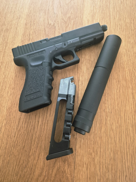 Umarex Glock 17, schwarz, Kaliber 4,5mm Co2 mit Laufgewinde – Bild 2