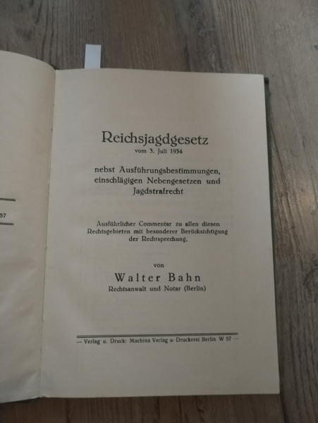 Buch Reichs-Jagdgesetz 1934 – Bild 2