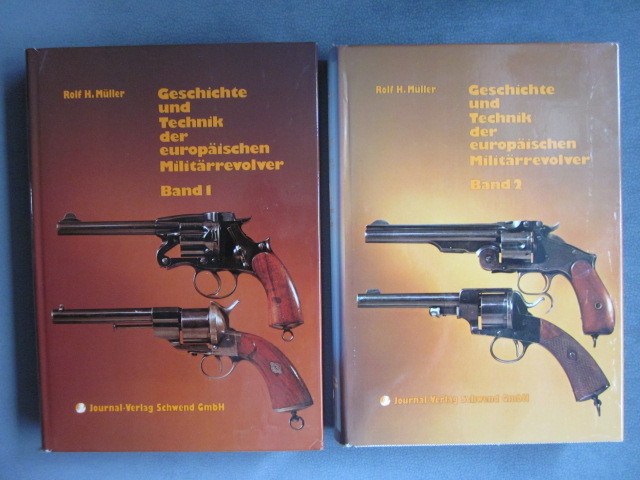 Geschichte und Technik der europäischen Militärrevolver Band 1 und 2 von Rolf H. Müller – Bild 1