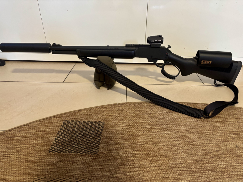 Marlin 1895 Dark 45-70 mit Schalldämpfer und Holosun Rotpunkt – Bild 2