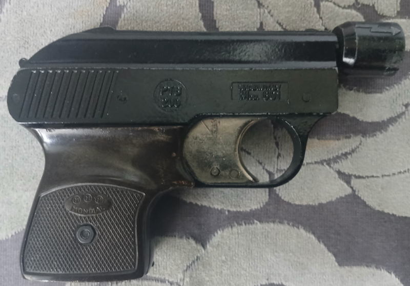 Schreckschusspistole Mondial Protector 6mm – kuva 2