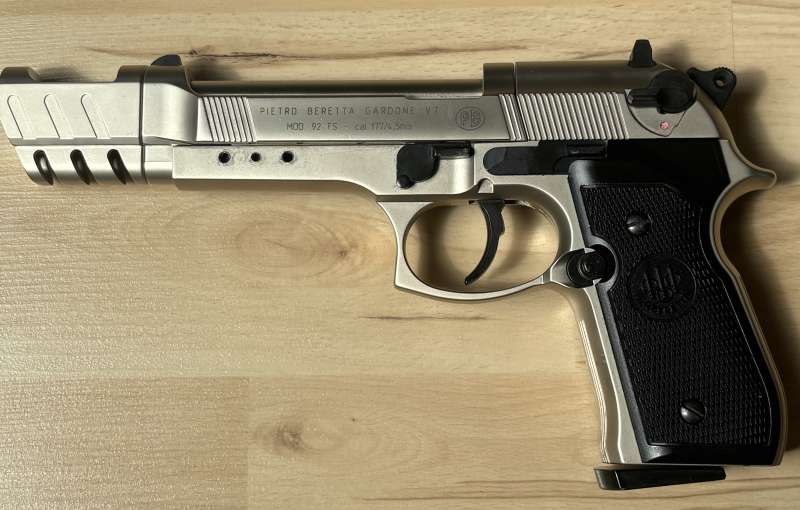 Beretta MOD. 92 FS - cal. 177/4,5mm Diabolo in Koffer mit Walther Top Point Visier. – Bild 3