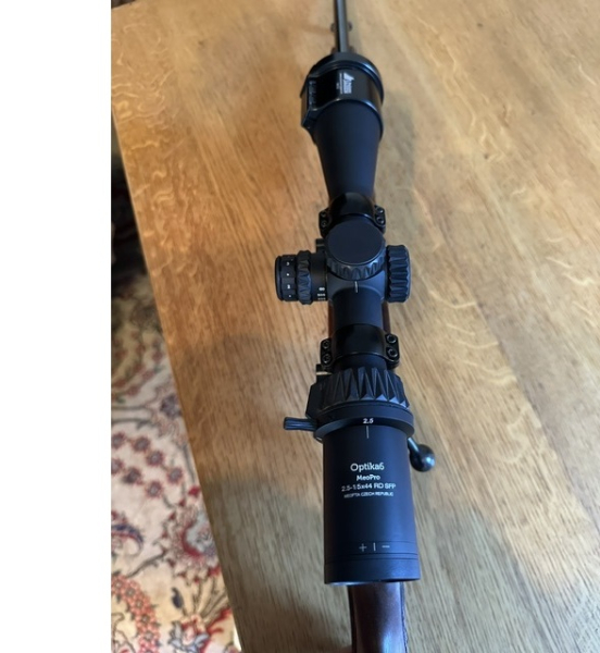 Repetierbüchse CZ Zastava Kal. 8x68S + Meopta Optika6 MeoPro 2,5-15x44 + Präzise Jagen Klemmhülse – afbeelding 3