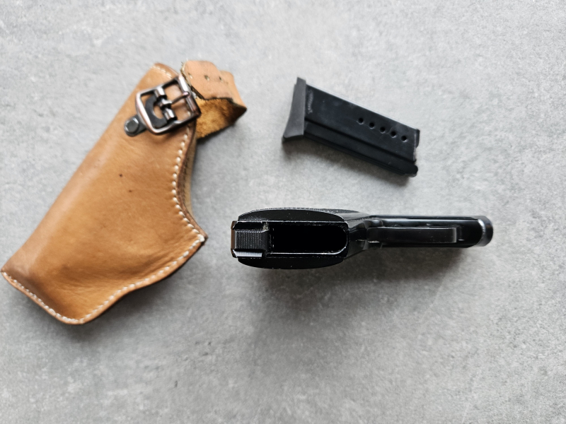 Halbautomatische Pistole Carl Walther TPH im Kaliber .22lr – stampa 4