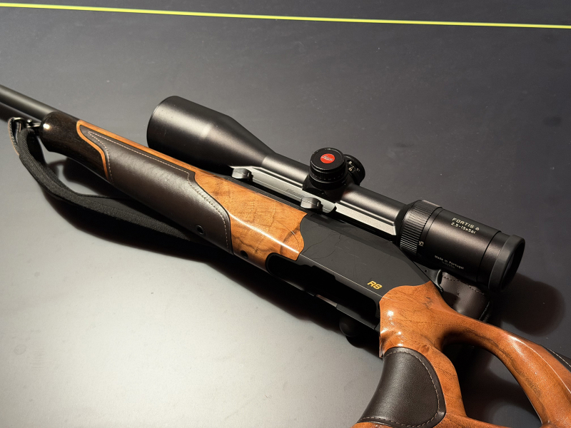 Blaser R8 Success Leder HK4 - 8x57 IS + .223 Rem - Leica Fortis 6 – Bild 4