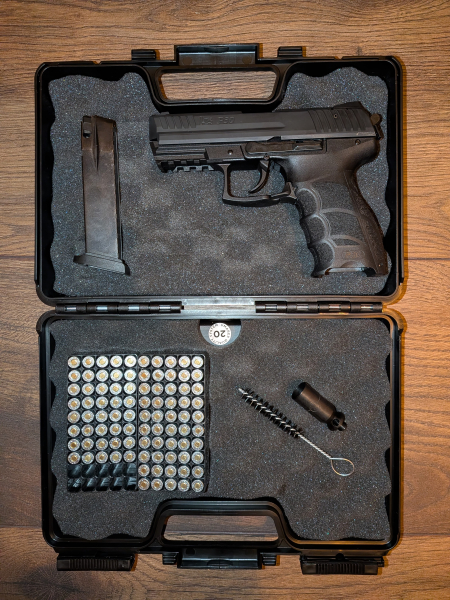 H&K P30 9mm P.A.K. + Zubehör – Bild 2
