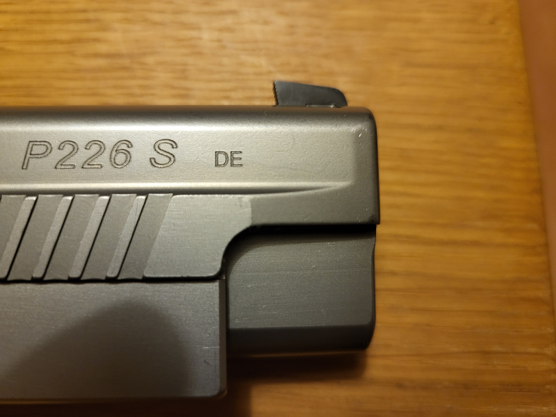 SigSauer P226S – imagen 5