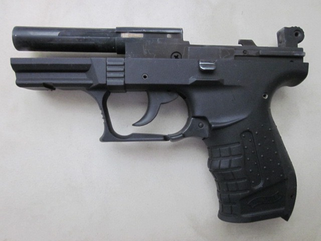 Walther P 22 - Griffstück – obrázek 1