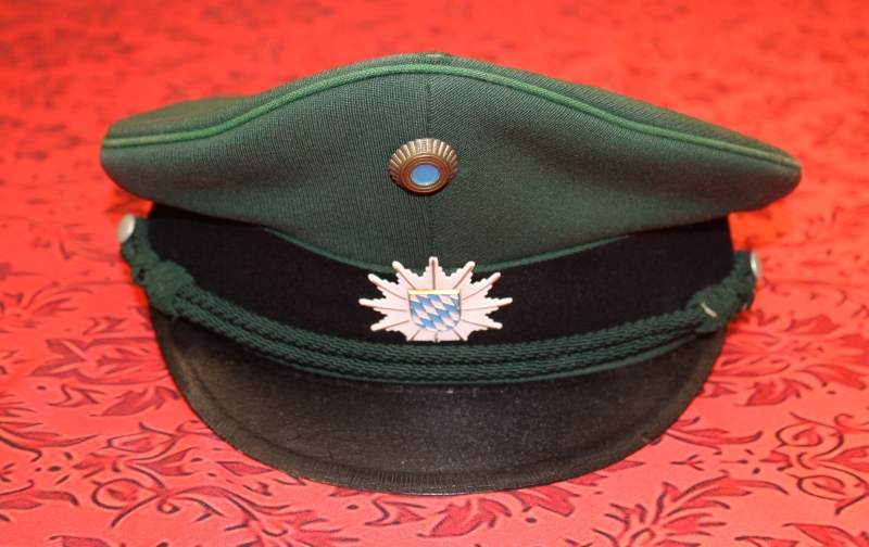 Polizei-Schirmmütze der Münchner Stadt-Polizei mit bayerischen Wappen im Stern nicht BGS Zoll – Bild 1