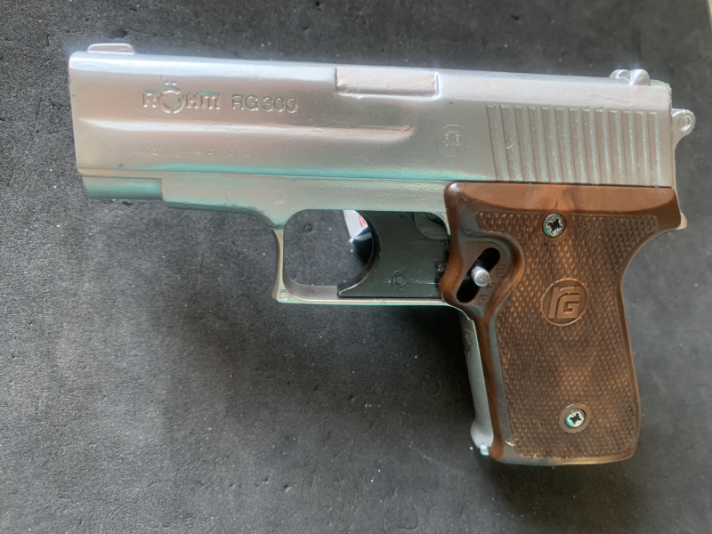RG 300 Chrom – slika 2