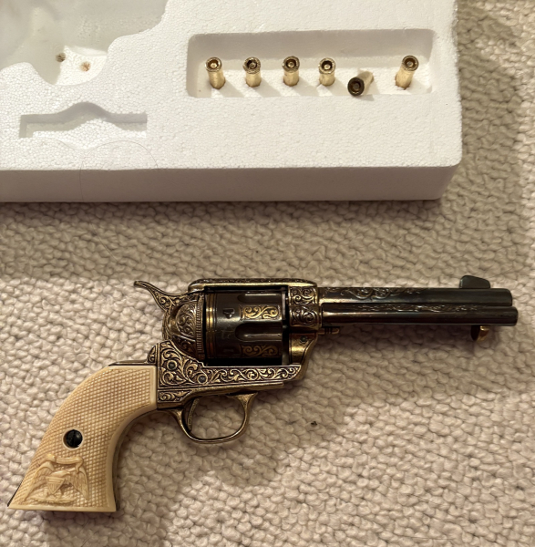 Göde Wyatt Earp Colt Peacemaker – Sammler-Replik – mit Original-Zertifikat – Bild 2