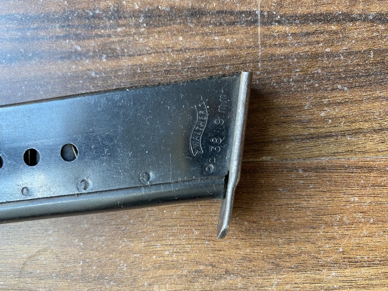 P38 Magazin Walther Gestempelt Adler 136 – Bild 3