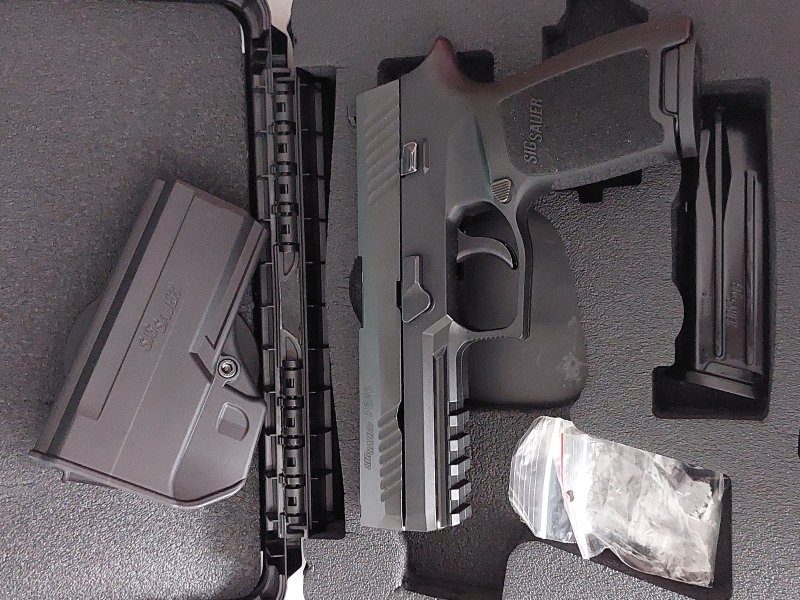 Sig Sauer P320 Fullsize 9mm Luger – bild 1