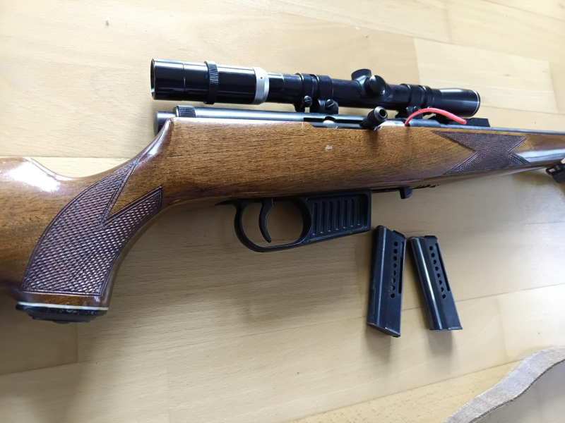 VOERE Jagdgewehr .22 LR mit Optik – stampa 2