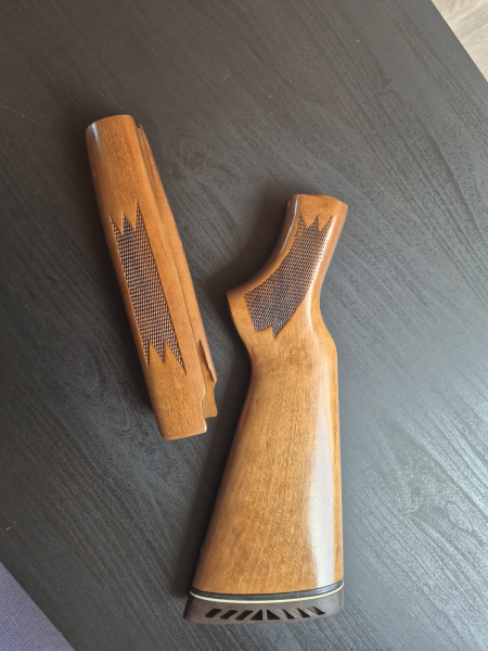Mossberg 500 Vorder und Hinterschaft Holz – nuotrauka 2