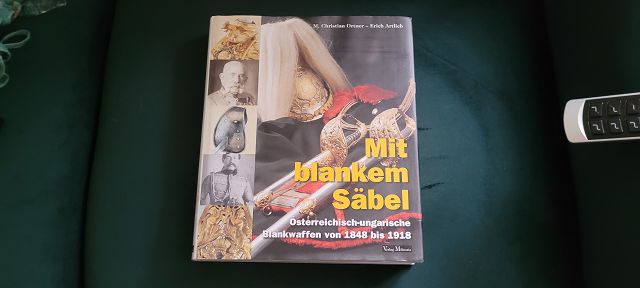 Mit blankem Säbel, Buch über Blankwaffen – billede 1