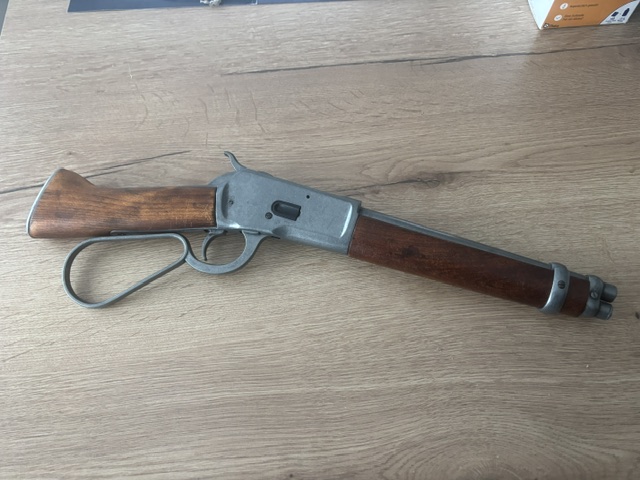 Denix Dekomodell Winchester Mare's Leg Kurzversion Grau - Holzschaft – Bild 2