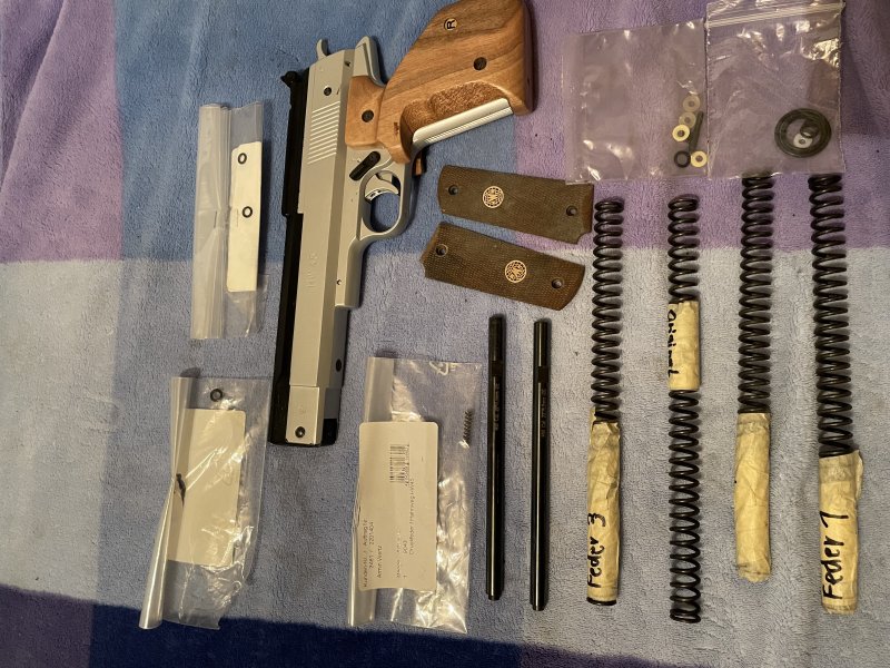 WEIHRAUCH HW45 LUFTPISTOLE – slika 1