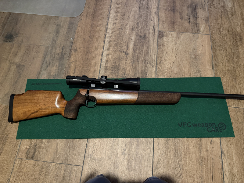 Walther KJS 11 .22 Hornet mit Meopta MeoSport R 3–15x50 – Bild 1