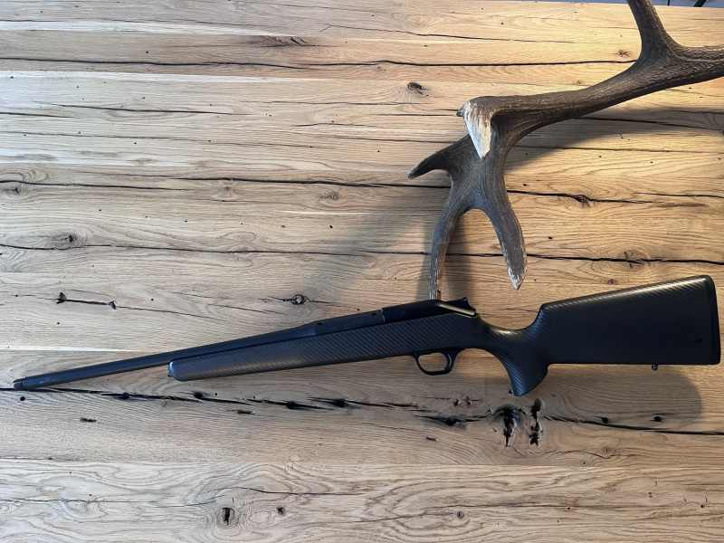 Blaser R8 .300 Win. Mag. | Raven Arms Carbon M80 | 52 cm Lauf | extrem leicht & führig – Bild 1