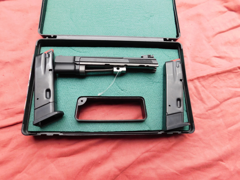 CZ 75 Wechselsystem Kadet Kal. 22 Lr. im origin. Koffer und 2 Magazinen – Bild 1